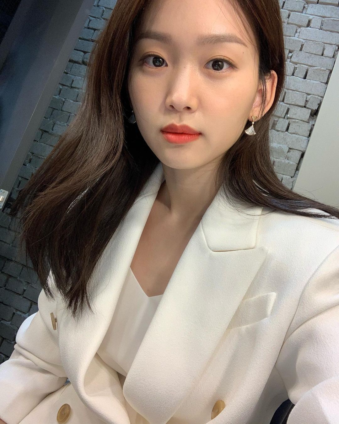 진기주