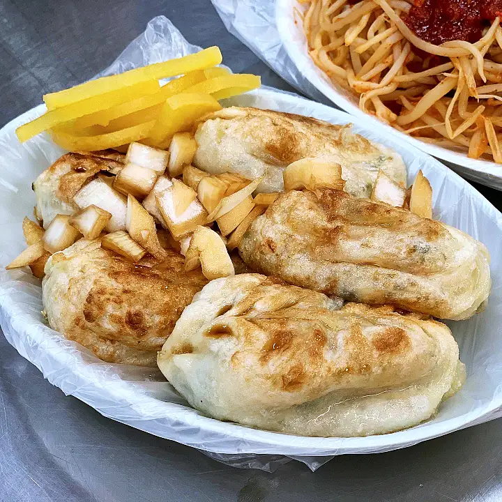 생방송오늘저녁 대구 서문시장 나뭇잎 손만두 찐만두 매콤 양념오뎅 맛집 추천