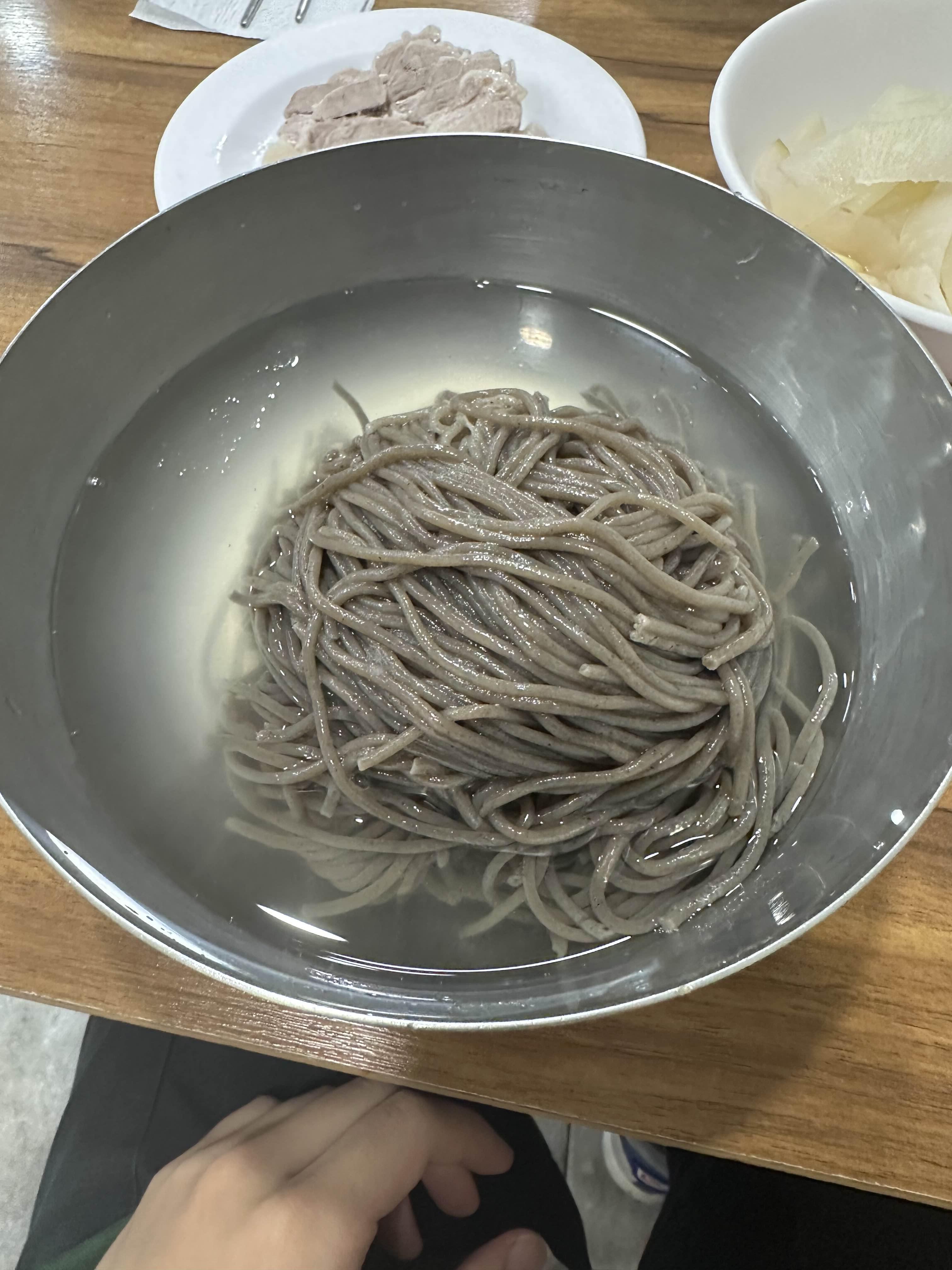 막국수
