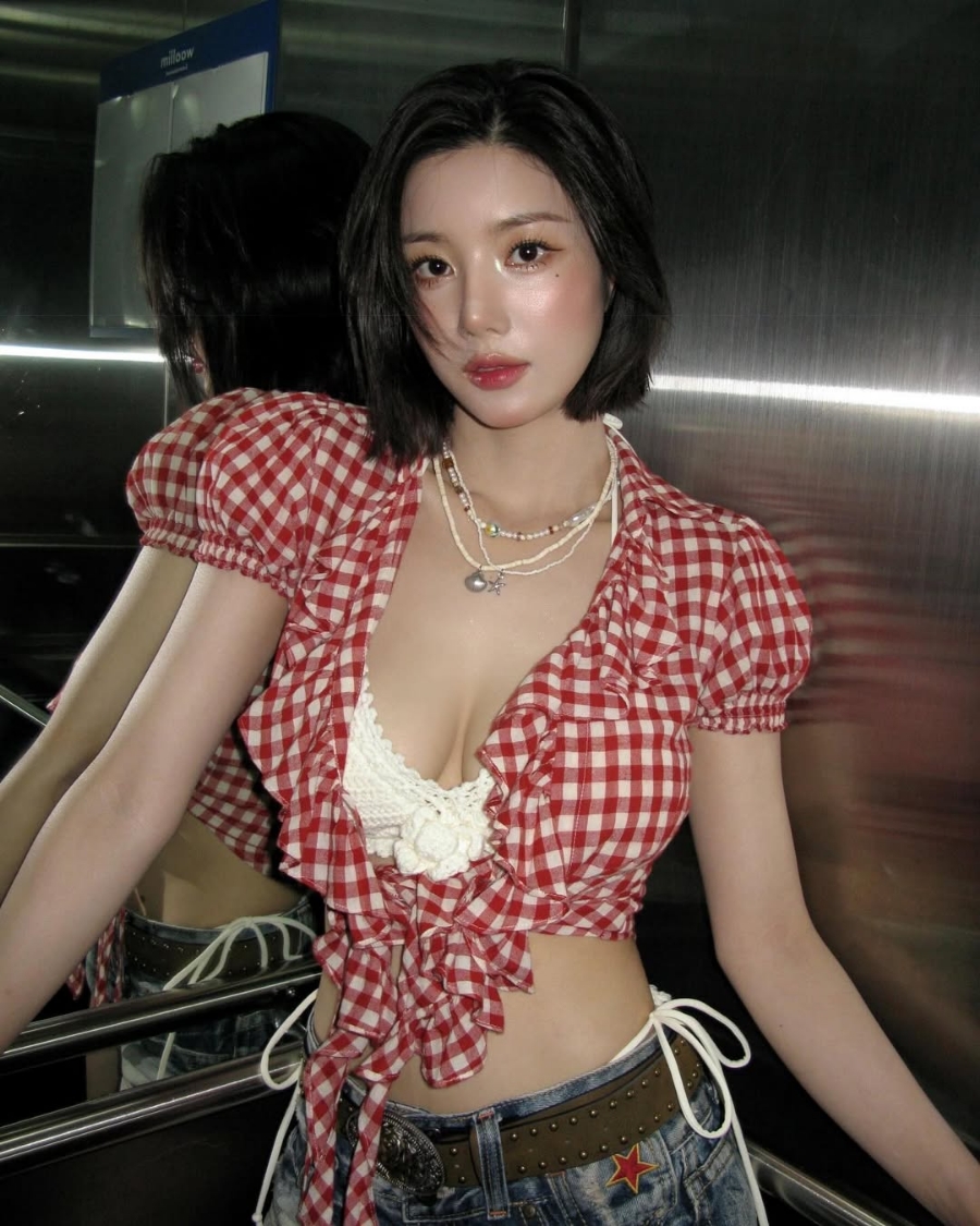 올여름 권은비 워터밤룩