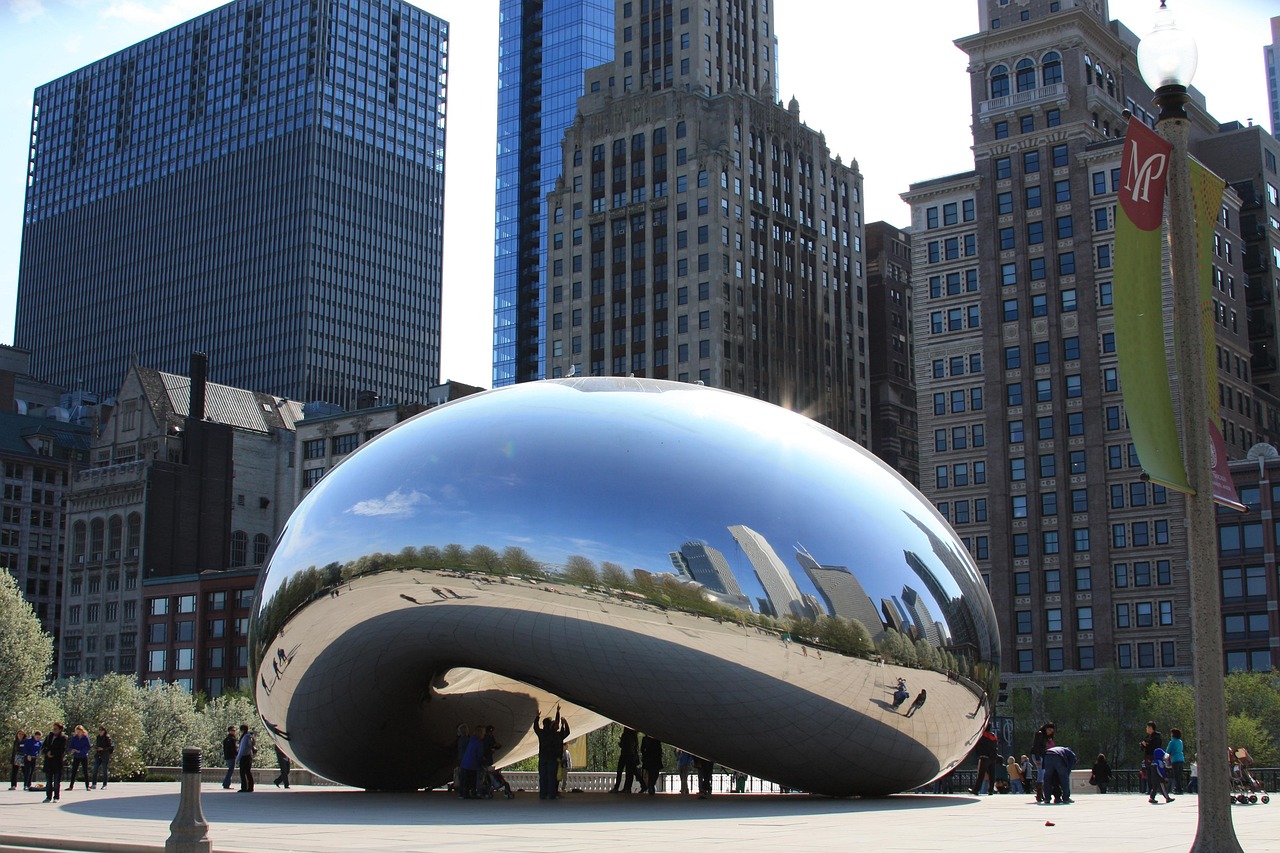 밀레니엄 파크 안에 있는 독특한 조형물인 콩(The Bean) 관련 사진