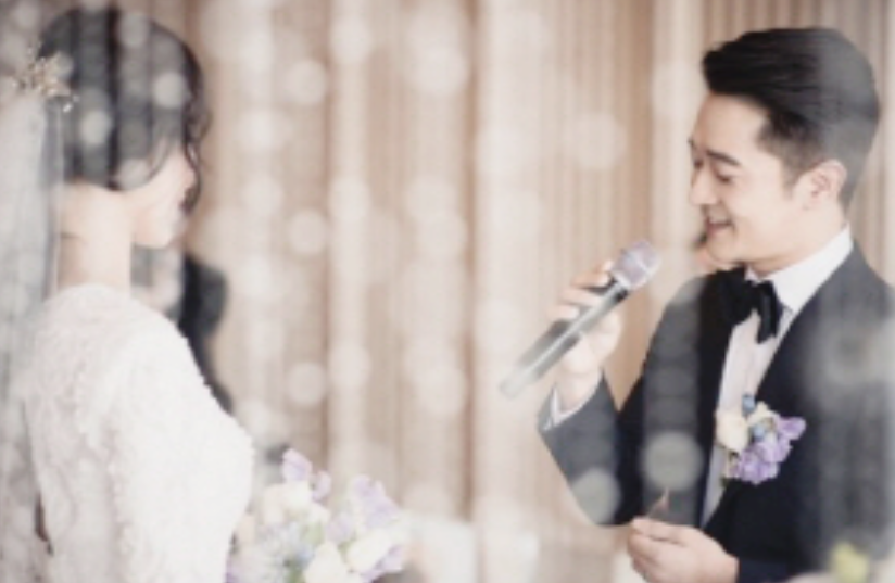 알렉스의 결혼과 이혼