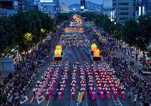 2024 연등회 연등행렬1