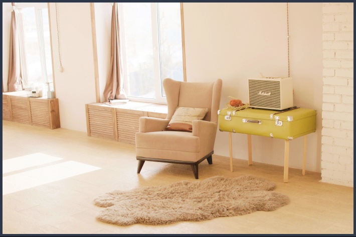 베이지색 1인용 쇼파