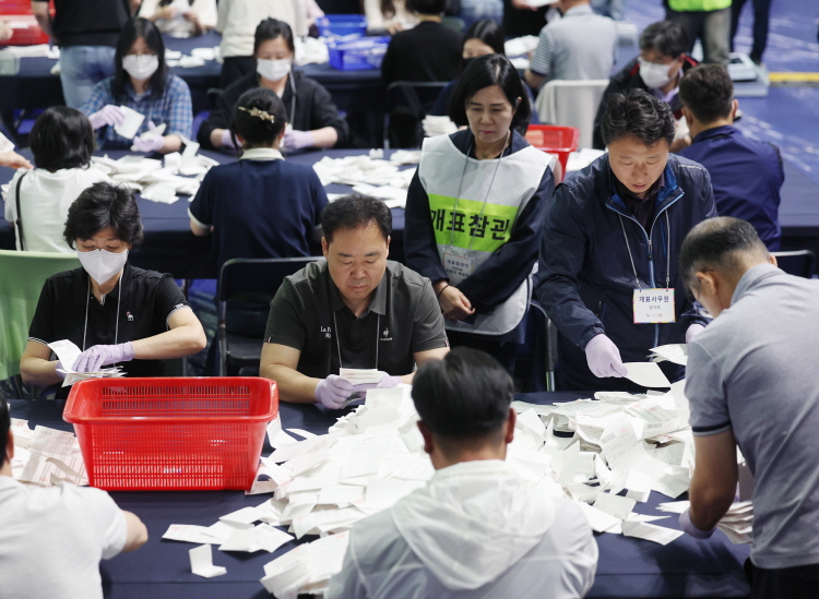 이재명 대통령 후보 개표방송중 유력뜸 개표 현장