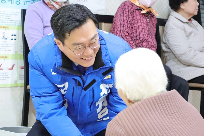 장경태 동대문을 지역구 여론조사 지지율