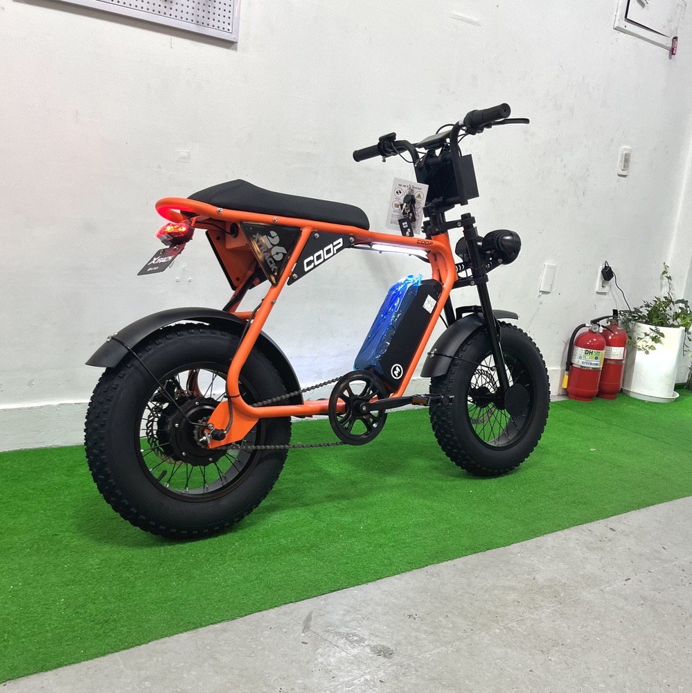 자토바이 매장 - AU테크 엑스트랙 몬스터 쿱