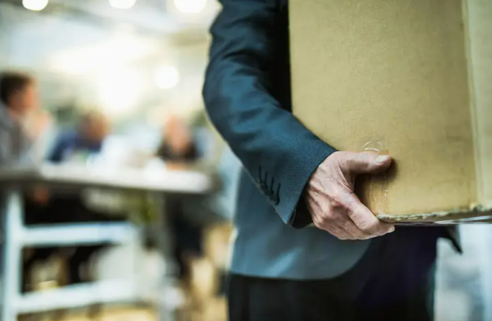 MZ까지 내쫓는 기업들, 희망퇴직자 확대