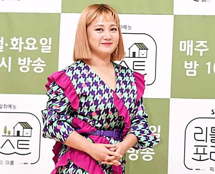 개그우먼-박나래