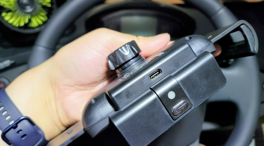 갤럭시 폴드2 거치대 나비 와이드 무선 고속충전 거치대 리뷰 사진 4