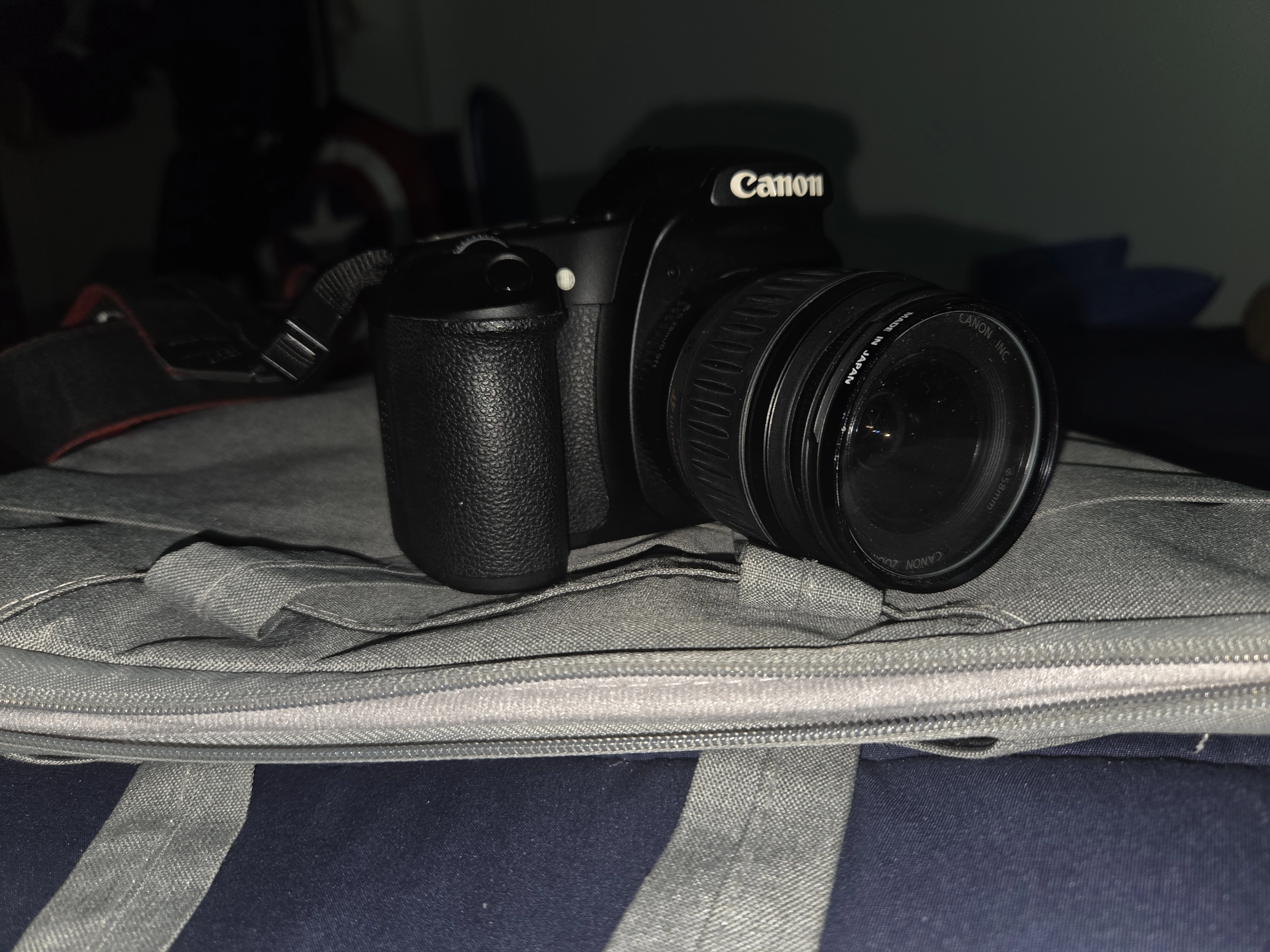 Canon EOS 30D를 계속 쓰게 만드는 결정 구조에 대한 기록