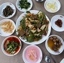 도토리묵무침