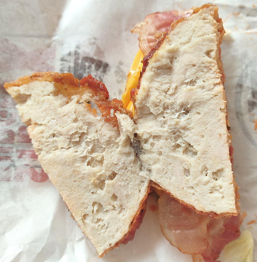 닭고기 패티 단면