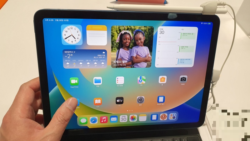 아이패드-에어-5세대-켜진화면