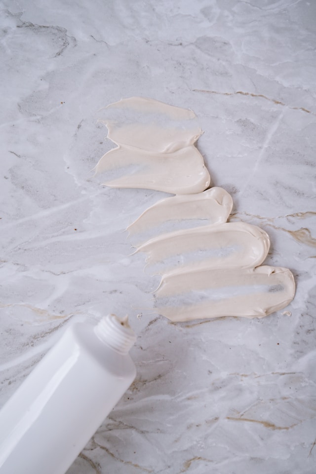 겨울 건조함 완벽 차단하는 고보습 세럼 TOP10