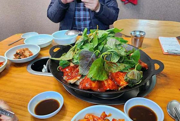 수동메기 매운탕
