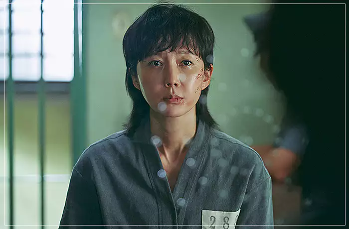 밀수-교도소에-수감된-진숙