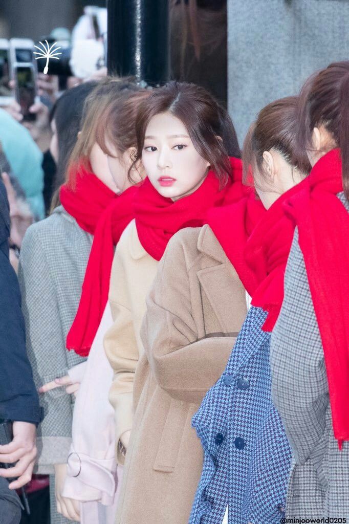 아이즈원 김민주 최애사진