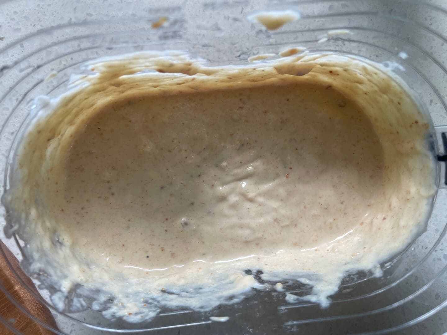 땅콩버터 다이어트 - 바나나 퍼지, 모든 재료 갈기