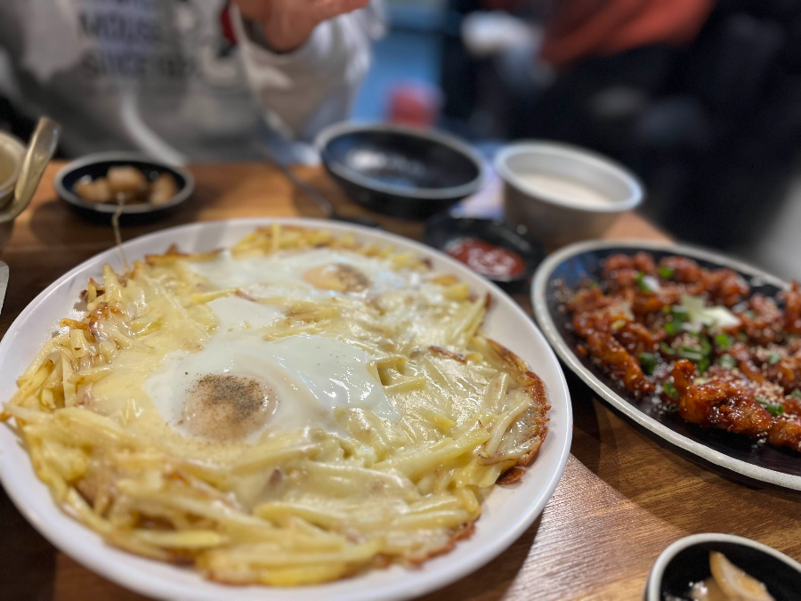 한양빈대떡, 치즈감자전