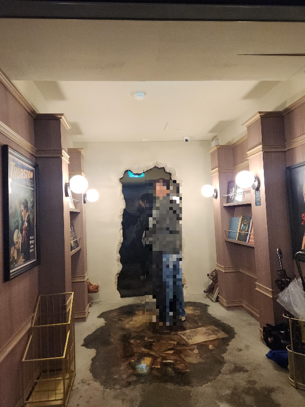 타이베이 카페와 칵테일 바 탐방기_Book ing Bar_입구