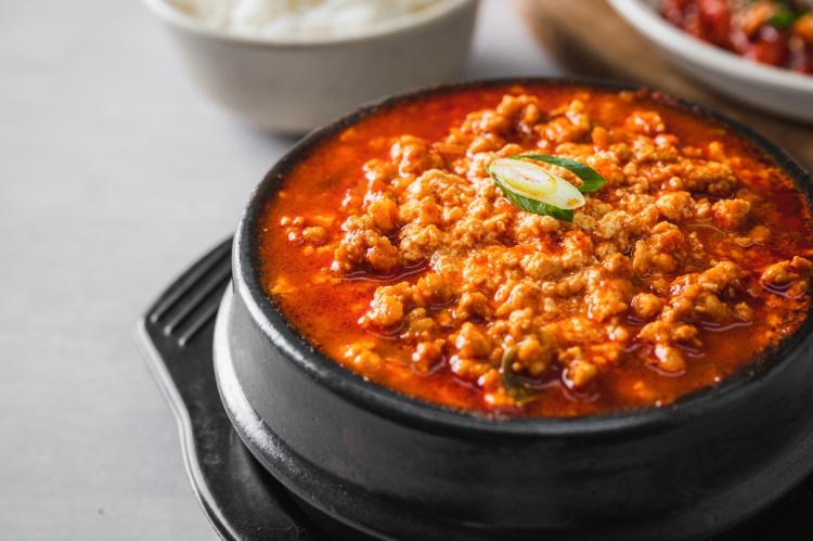 맛의 승부사 양이 국가대표 급! 발산 마곡 부대찌개 만두 맛집 가성비 햄 폭탄 부대찌개