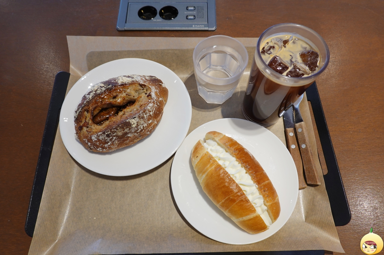 크림소곰이, 무화과깜빠뉴 그리고 아아 등장