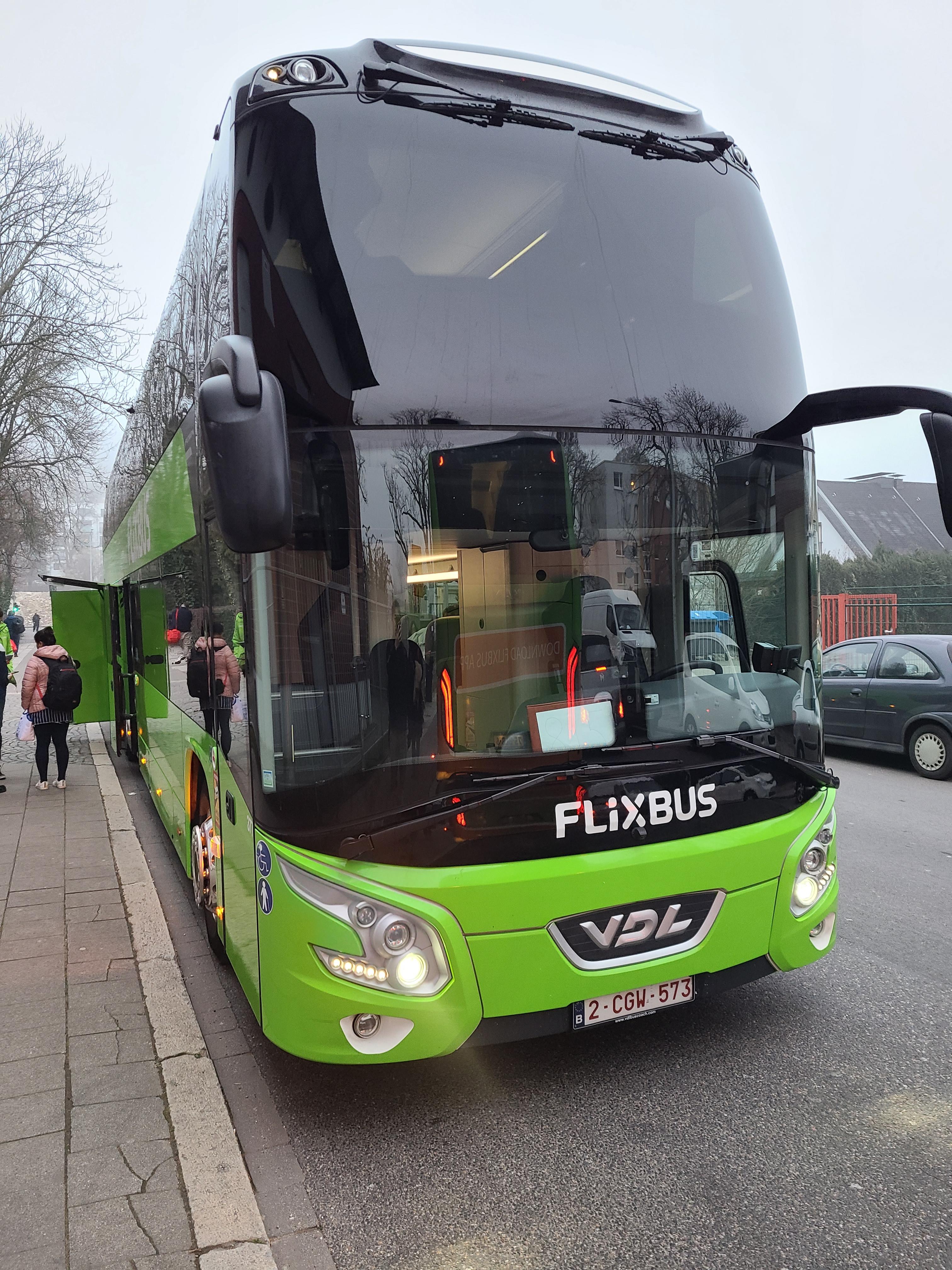 2층 플릭스 버스 앞모습