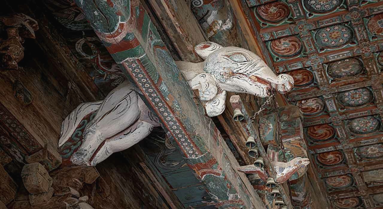 불국사 대웅전 내부 천장 구조 모습. [ⓒ불국사 공식 홈페이지]