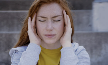 이명 치료방법 증상 원인 이명에 좋은 음식 알아보기(최신)