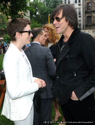 앤 해서웨이 나이 프로필 &amp;#124; 남편 자녀 영화 작품 유퀴즈 성격