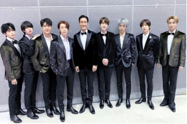 SM 소속 가수 슈퍼주니어