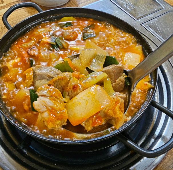 임꺽정곰탕짜글이 대표 메뉴