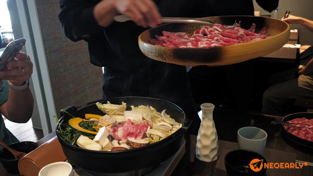 직원 분이 세팅해 주셔서 촬영만 했습니다.