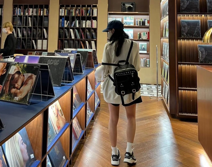 블랙핑크 지수 사복