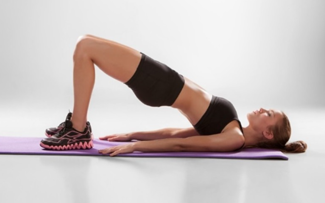 둔근 브릿지 자세