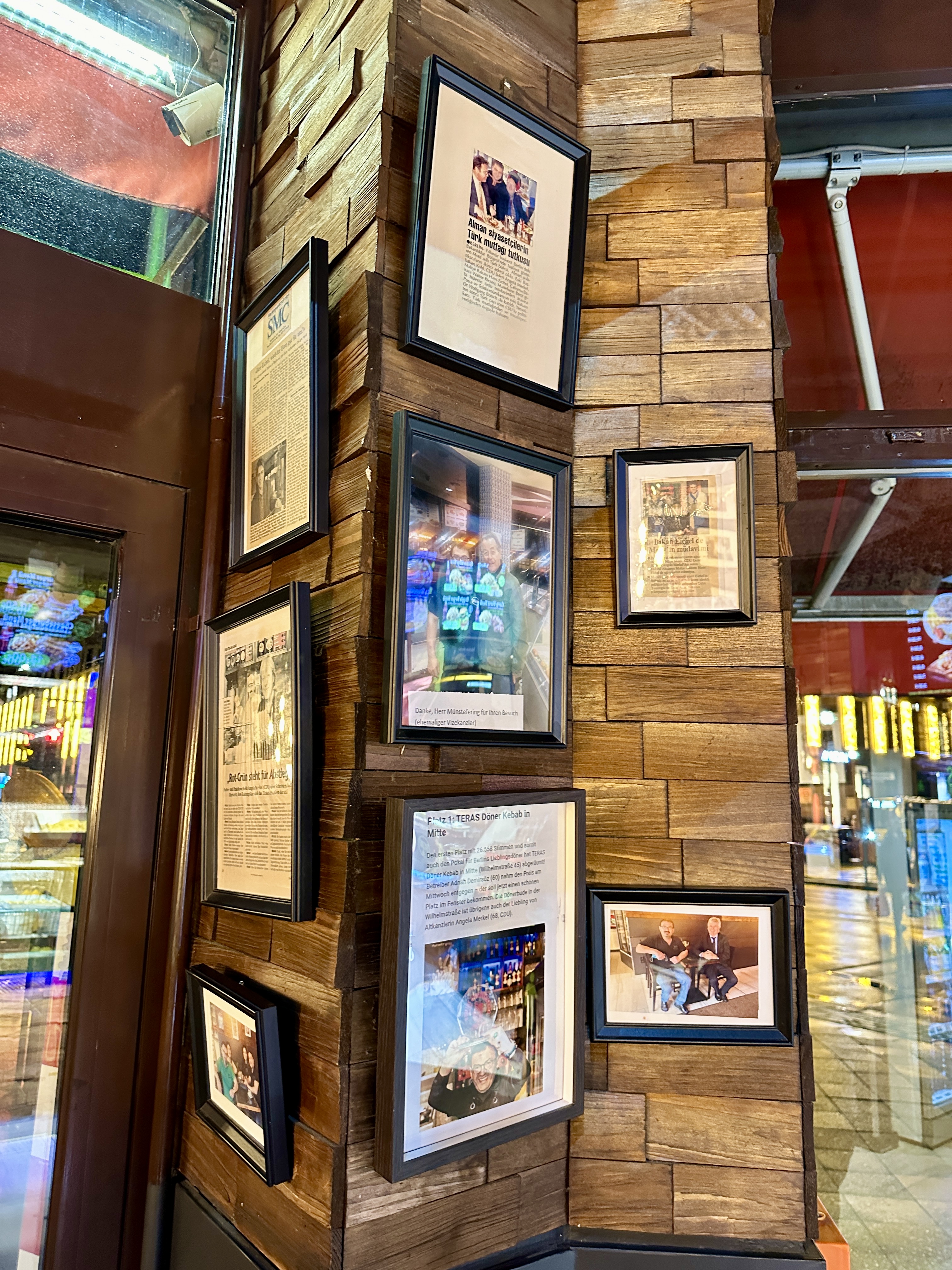 Teras 케밥을 방문한 유명인사들