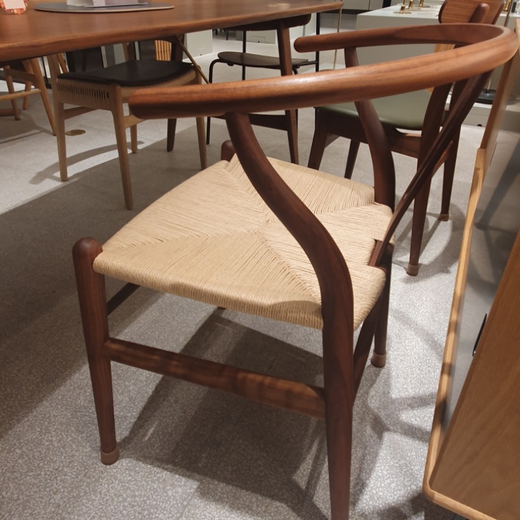 CarlHansen & Son(칼한센앤선)-의자-CH24