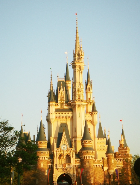 Tokyo, Disney land