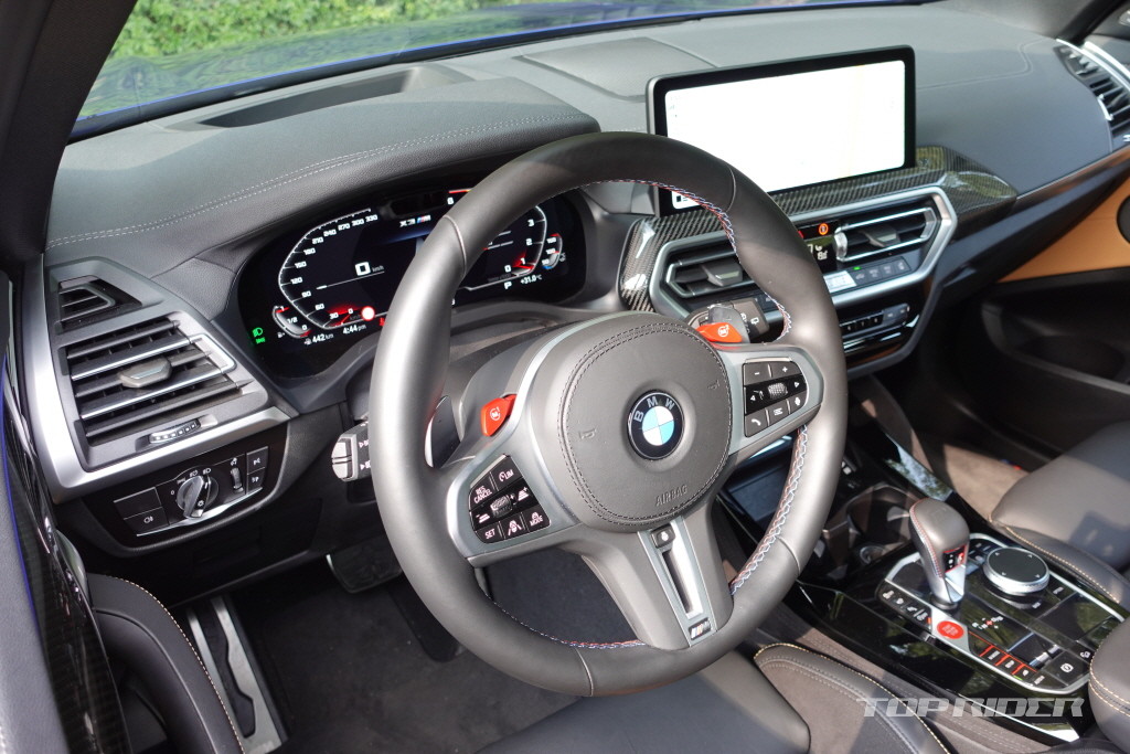 BMW X3 M&#44; 가성비로 경쟁 모델 압도
