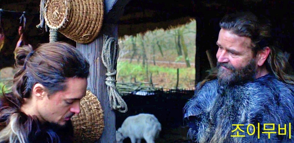 색슨족인 우트레드가 데인족일 때 모습, 구드블럼(우)