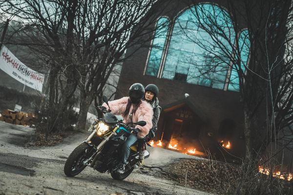 영화-보호자-스틸컷