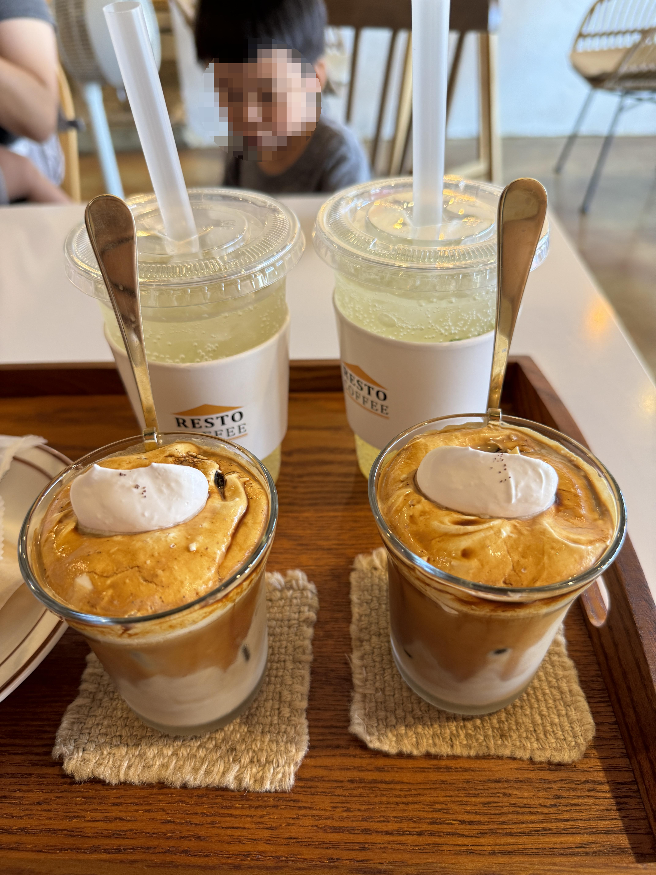 강원도-속초-레스토커피-레몬에이드-아인슈페너