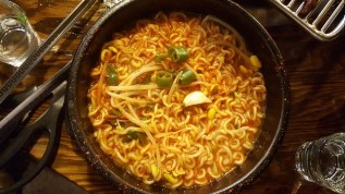 라면값 인상으로 본 서민경제&hellip; 대안은 있을까?