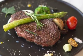 스테이크 굽기정도 소스 시즈닝 맛있게 굽는법_16