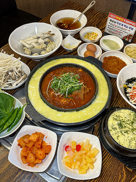 광주광역시 첨단 맛집 현지인 추천 광주여행 해이리 동서네낙지 제줏간 송고집 돌쇠네식육 어니스트식스티 라무진 무두 매운날 온천집