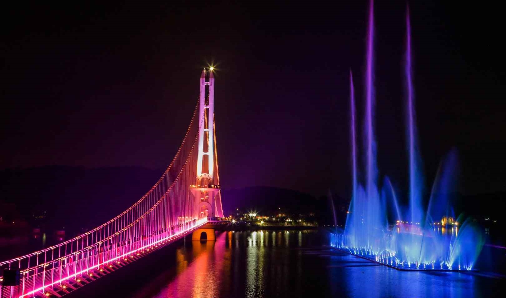 예당호 출렁다리 음악분수 야경