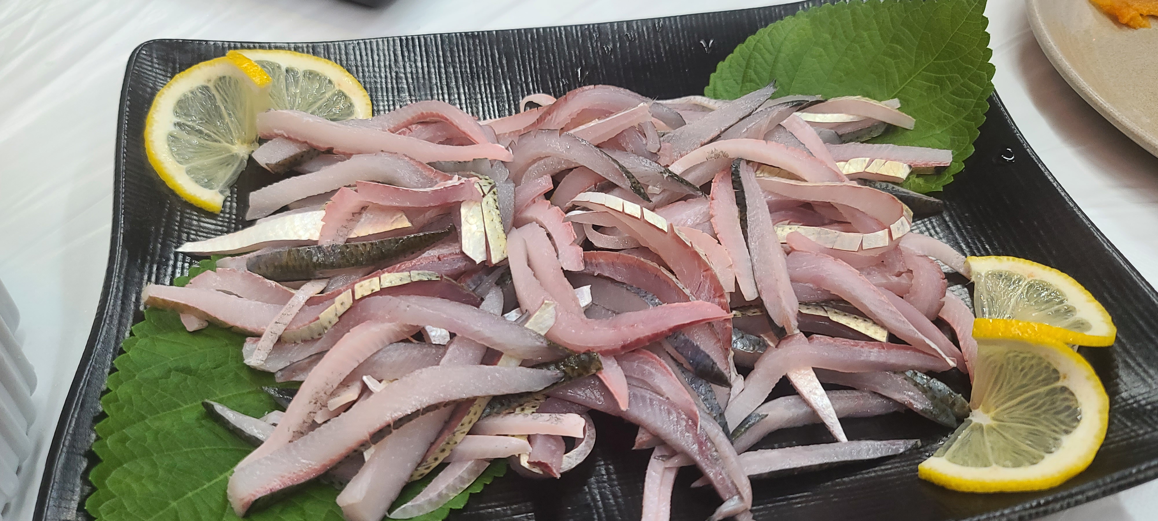 가을음식 전어회 생새우회 대하 유진수산 유진횟집 하남맛집 하남횟집 하남수산물시장 가족식사 가을별미 전어