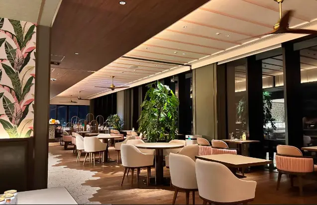 Okinawa Prince Hotel Club Lounge