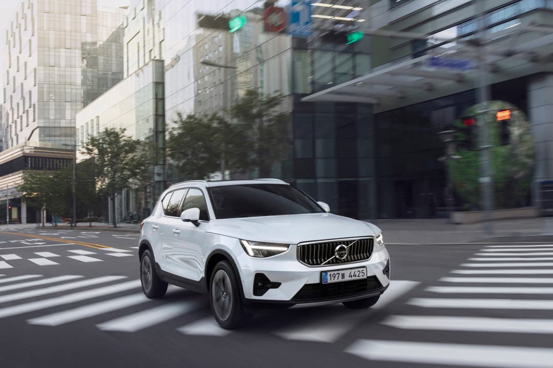 볼보 차량 XC40의 외부모습3